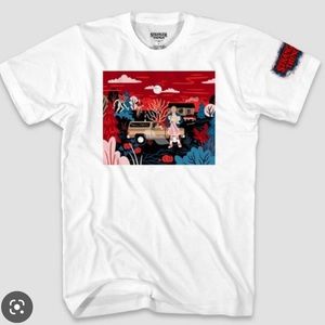 NWT Exclusive Stranger Things Shirt, size Small